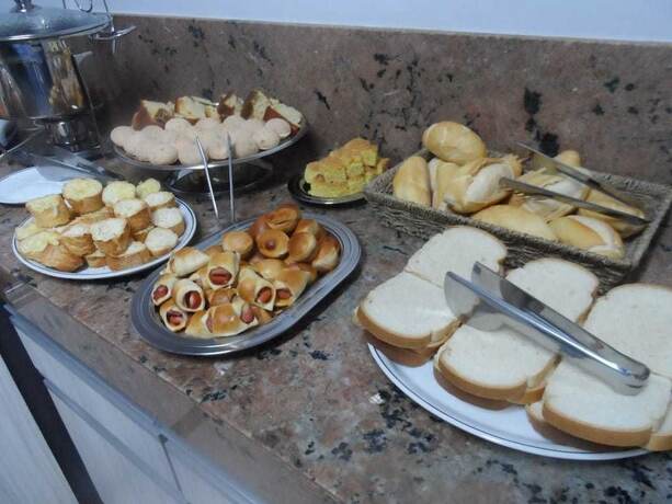 Imagen general del Hotel Tuti Iron\'s. Foto 9