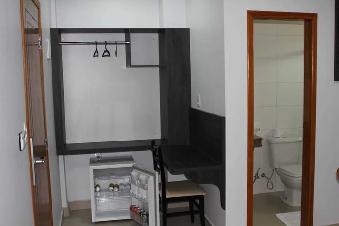 Imagen general del Hotel Tuti Iron\'s. Foto 11