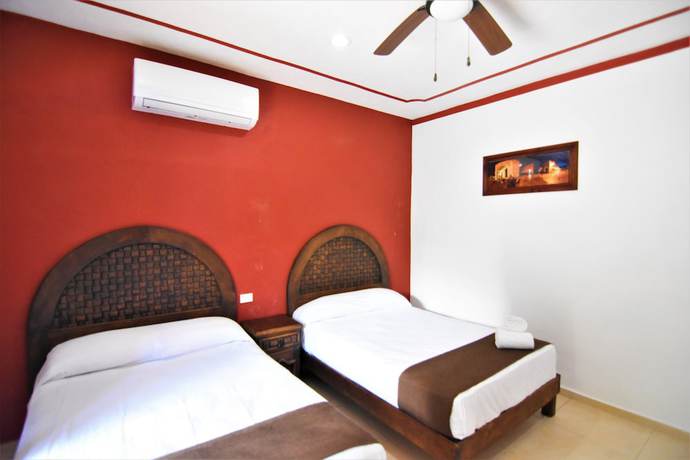 Imagen de la habitación del Hotel Tuul. Foto 13