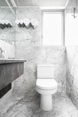 Imagen de la habitación del Hotel Tuve. Foto 5