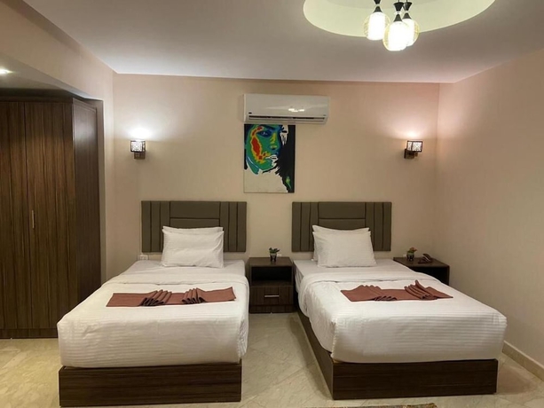 Imagen de la habitación del Hotel Tuya Pyramids View. Foto 3