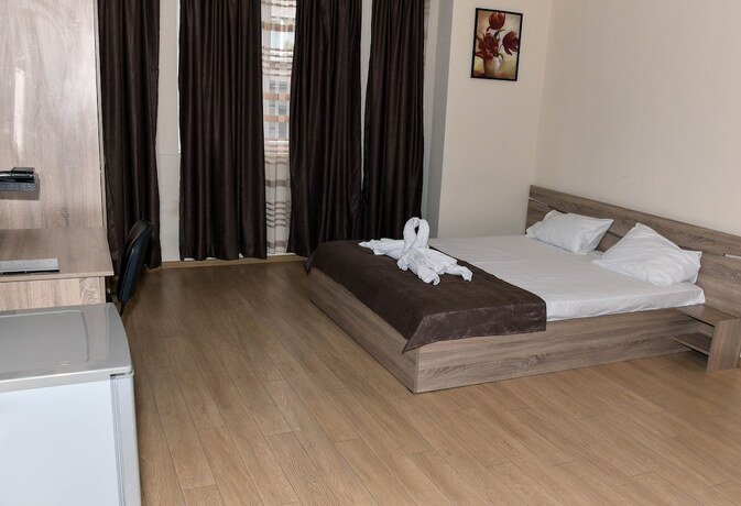 Imagen de la habitación del Hotel Twain Apart and Rooms. Foto 13