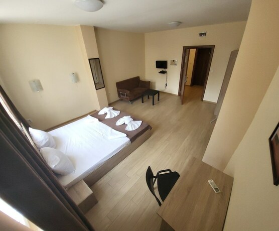 Imagen de la habitación del Hotel Twain Apart and Rooms. Foto 15