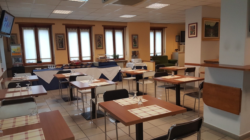 Imagen del bar/restaurante del Hotel Twelve. Foto 4