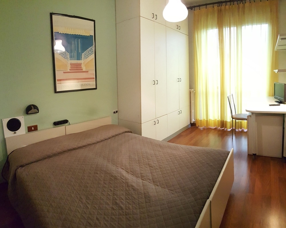 Imagen de la habitación del Hotel Twelve. Foto 13