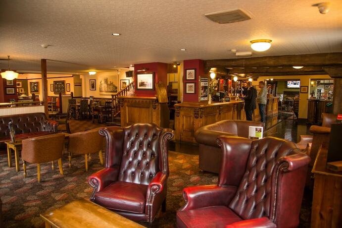 Imagen general del Hotel Twelve Knights. Foto 4
