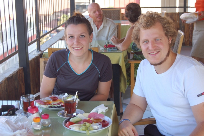 Imagen del bar/restaurante del Hotel Twenty. Foto 5