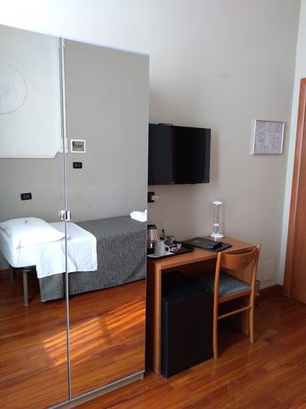 Imagen de la habitación del Hotel Twenty Nine. Foto 8