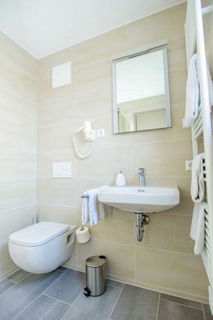 Imagen de la habitación del Hotel TwentyFour Living. Foto 17