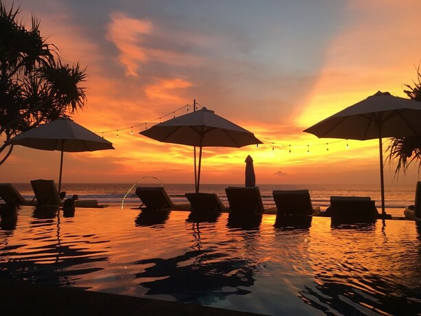 Imagen de la piscina del Hotel Twilight Ceningan. Foto 30