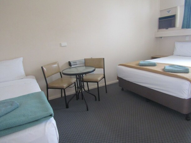 Imagen de la habitación del Hotel Twin City Motor Inn. Foto 12