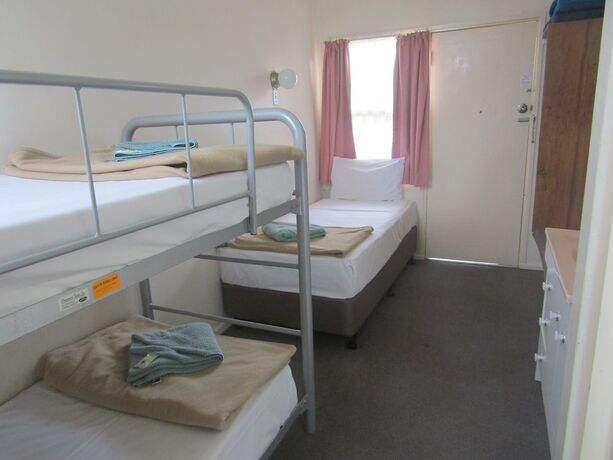 Imagen de la habitación del Hotel Twin City Motor Inn. Foto 14