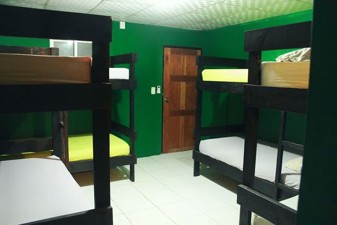 Imagen general del Hotel Twin Fin Plaza. Foto 4