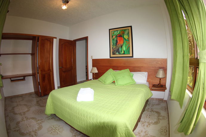 Imagen de la habitación del Hotel Twin Galapagos. Foto 6