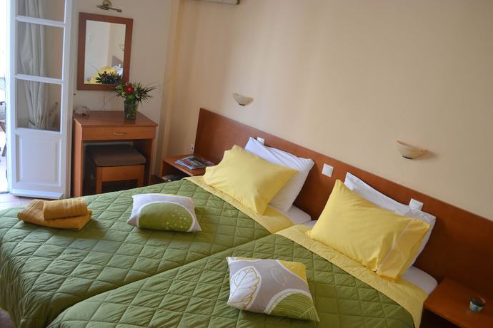 Imagen de la habitación del Hotel Twin House. Foto 9