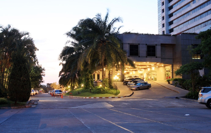 Imagen de los exteriores del Hotel Twin Lotus. Foto 6