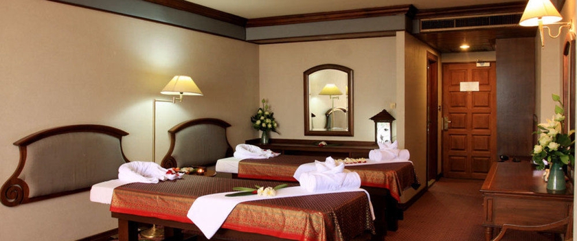 Imagen de los interiores del Hotel Twin Lotus. Foto 11