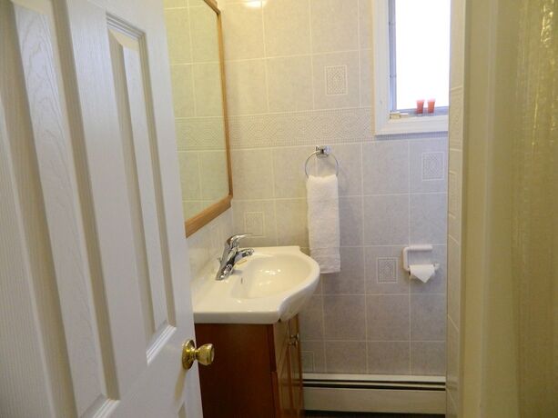 Imagen general del Hotel Twin Oaks Motel. Foto 11