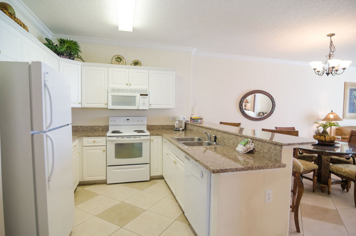 Imagen de la habitación del Hotel Twin Palms By Royal American Beach Getaways. Foto 3