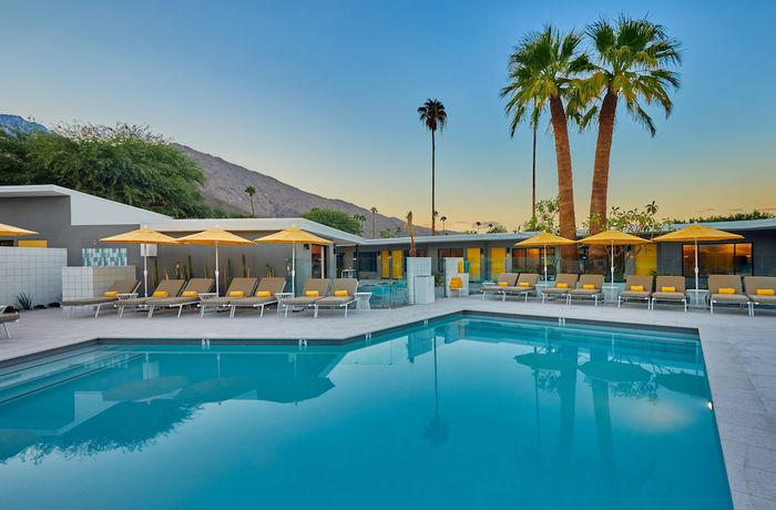 Imagen general del Hotel Twin Palms Resort - A Gay Men\'s Resort. Foto 2