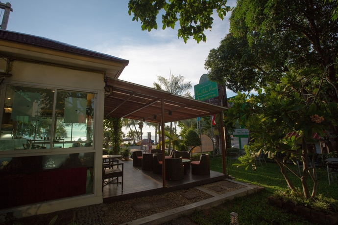 Imagen del bar/restaurante del Hotel Twin Palms Resort. Foto 3