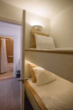 Imagen de la habitación del Hotel Twin Peaks Lodge & Hot Springs. Foto 6