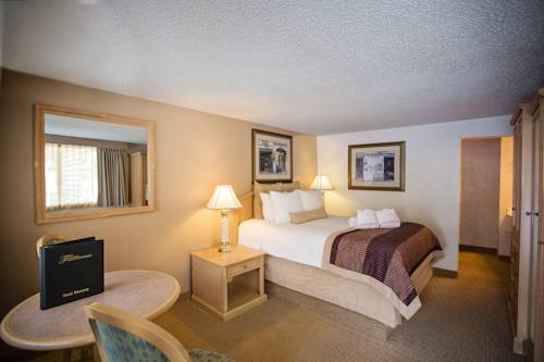 Imagen de la habitación del Hotel Twin Peaks Lodge & Hot Springs. Foto 14