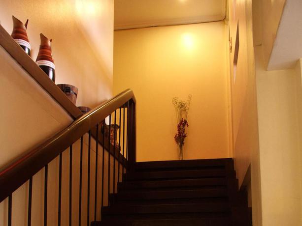Imagen general del Hotel Twin Pines Suites. Foto 2