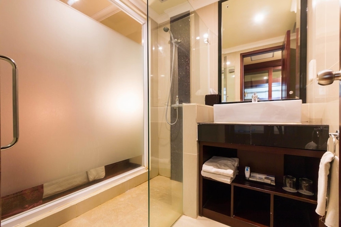 Imagen de la habitación del Hotel Twin Plaza. Foto 13
