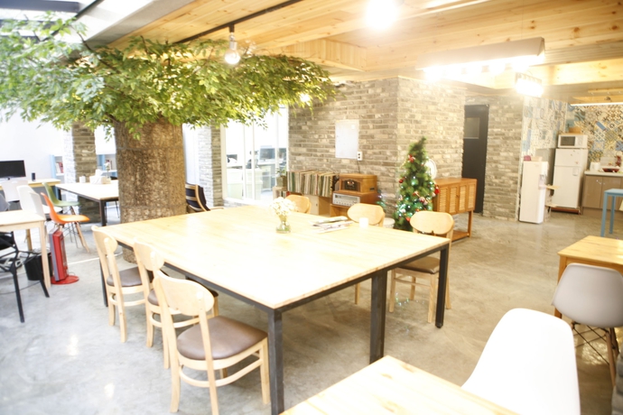 Imagen del bar/restaurante del Hotel Twin Rabbit Guesthouse. Foto 2