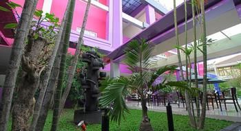 Imagen de la habitación del Hotel Twin Star. Foto 7