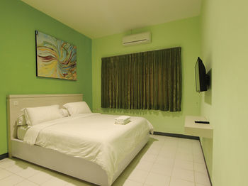 Imagen del bar/restaurante del Hotel Twin Star. Foto 6