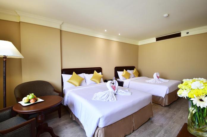 Imagen general del Hotel Twin Towers. Foto 17