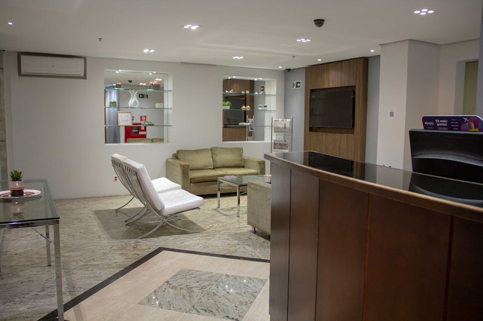 Imagen de los interiores del Hotel Twin Towers Flat. Foto 19