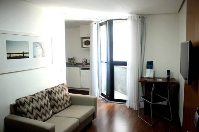 Imagen de la habitación del Hotel Twin Towers Flat. Foto 11