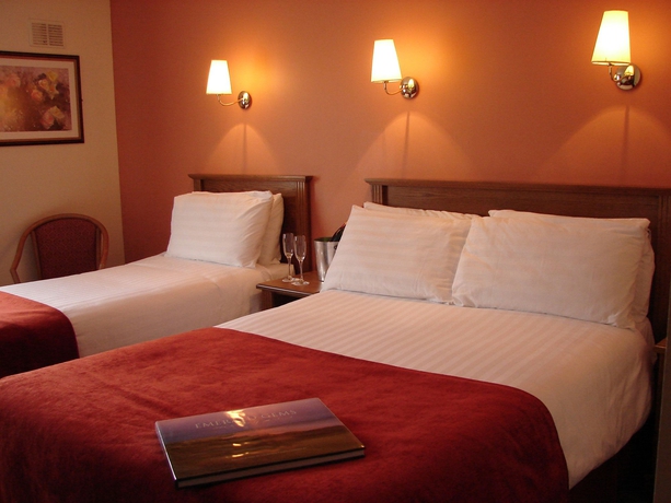 Imagen de la habitación del Hotel Twin Trees. Foto 2