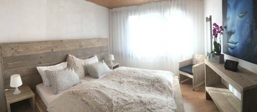 Imagen de la habitación del Hotel Twing. Foto 6