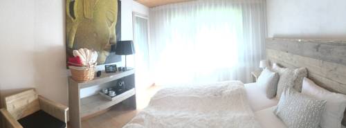 Imagen de la habitación del Hotel Twing. Foto 8