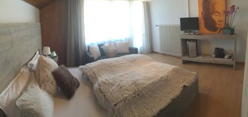 Imagen de la habitación del Hotel Twing. Foto 9