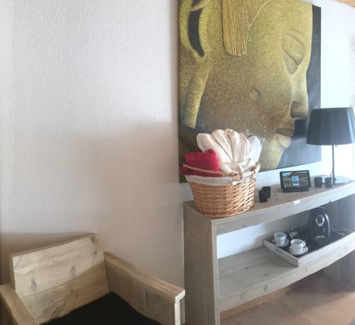 Imagen de la habitación del Hotel Twing. Foto 10