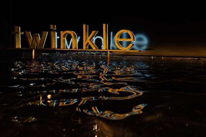 Imagen de los interiores del Hotel Twinkle. Foto 18