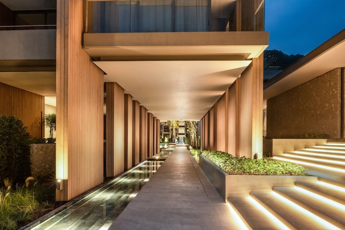 Imagen de los interiores del Hotel Twinpalms MontAzure. Foto 18