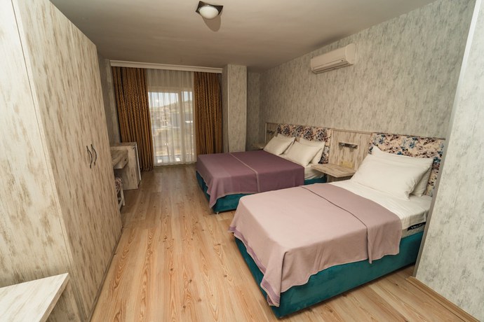 Imagen de la habitación del Hotel Twins, Cesme. Foto 16