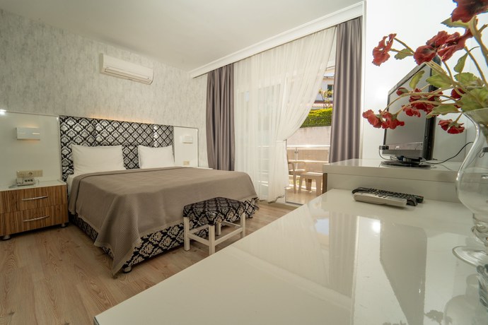 Imagen de la habitación del Hotel Twins, Cesme. Foto 17