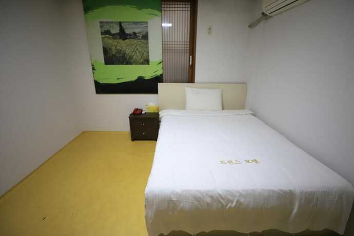 Imagen general del Hotel Twins, Jeju. Foto 14