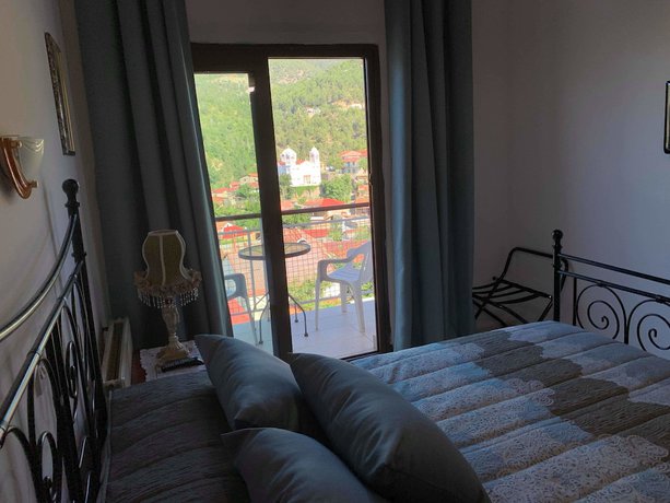 Imagen de la habitación del Hotel Two Flowers. Foto 7