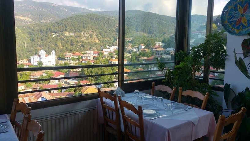 Imagen del bar/restaurante del Hotel Two Flowers. Foto 4