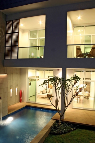 Imagen de la piscina del Hotel Two Villas Holiday Oxygen Style Bangtao Beach. Foto 6