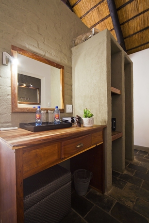 Imagen de la habitación del Hotel Twyfelfontein Country Lodge. Foto 7