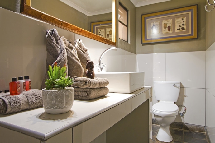 Imagen de la habitación del Hotel Twyfelfontein Country Lodge. Foto 15